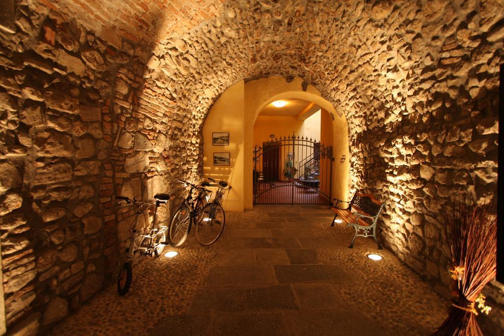 Bed And Breakfast Centrostorico Sarnico Buitenkant foto